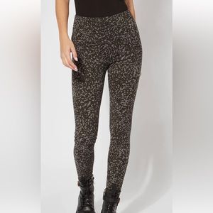 LYSSE Grey Leopard Print Toothpick Denim, Size Small